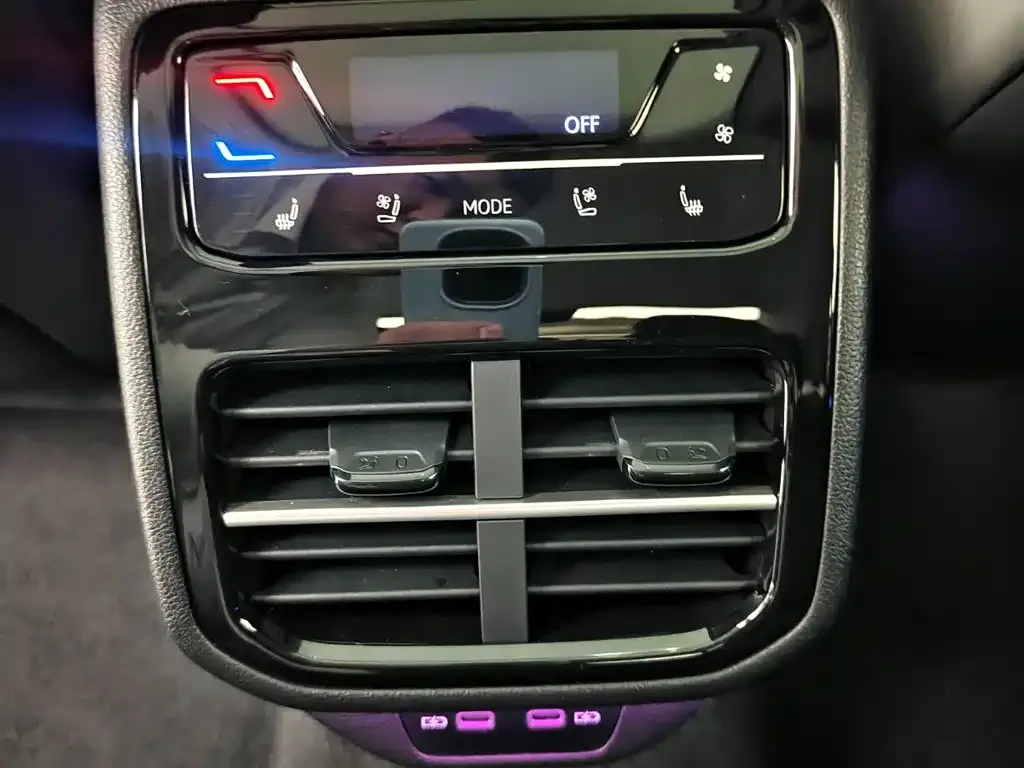 Volkswagen Passat — фото 10
