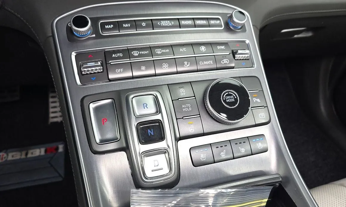 Hyundai Santafe — фото 9