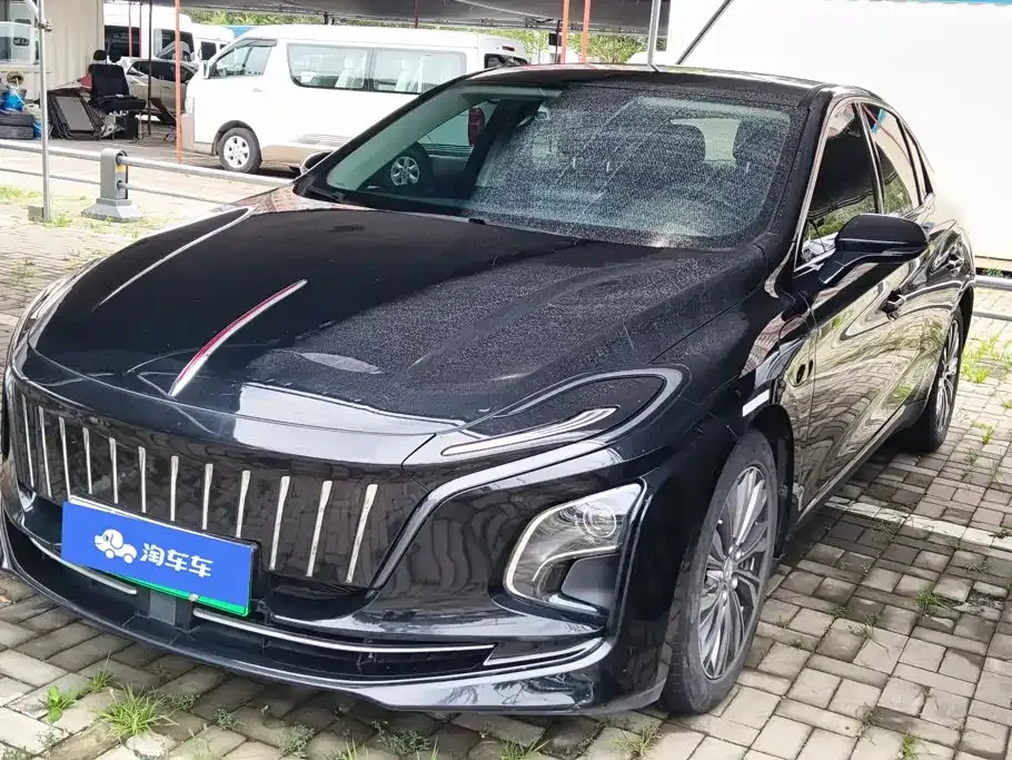 Hongqi E-QM5 — фото 1