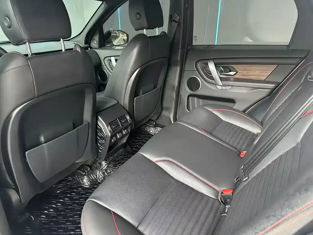Land Rover Discovery Sport — фото 10