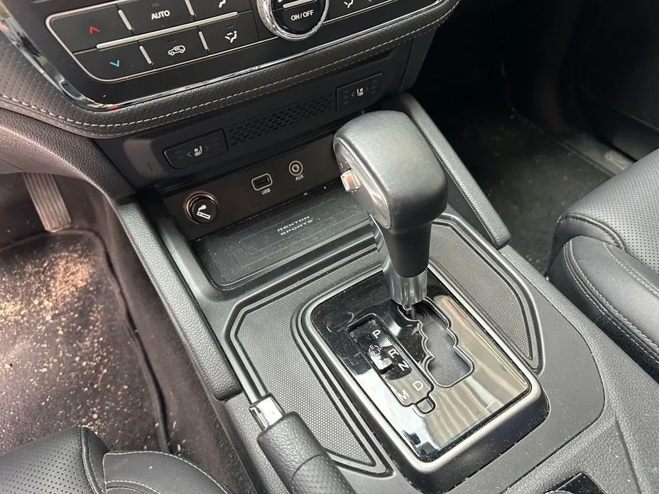 KG Mobility (Ssangyong) Rexton — фото 10