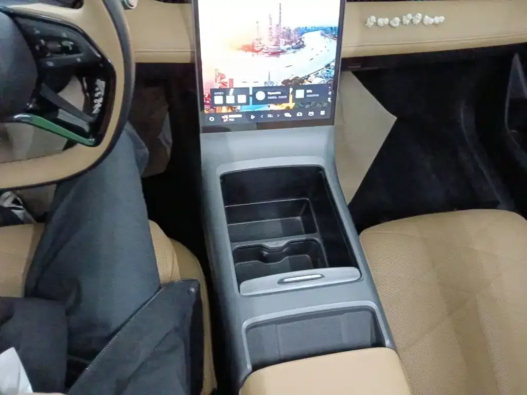 Geely Galaxy L6 2024 из CN, фото 10