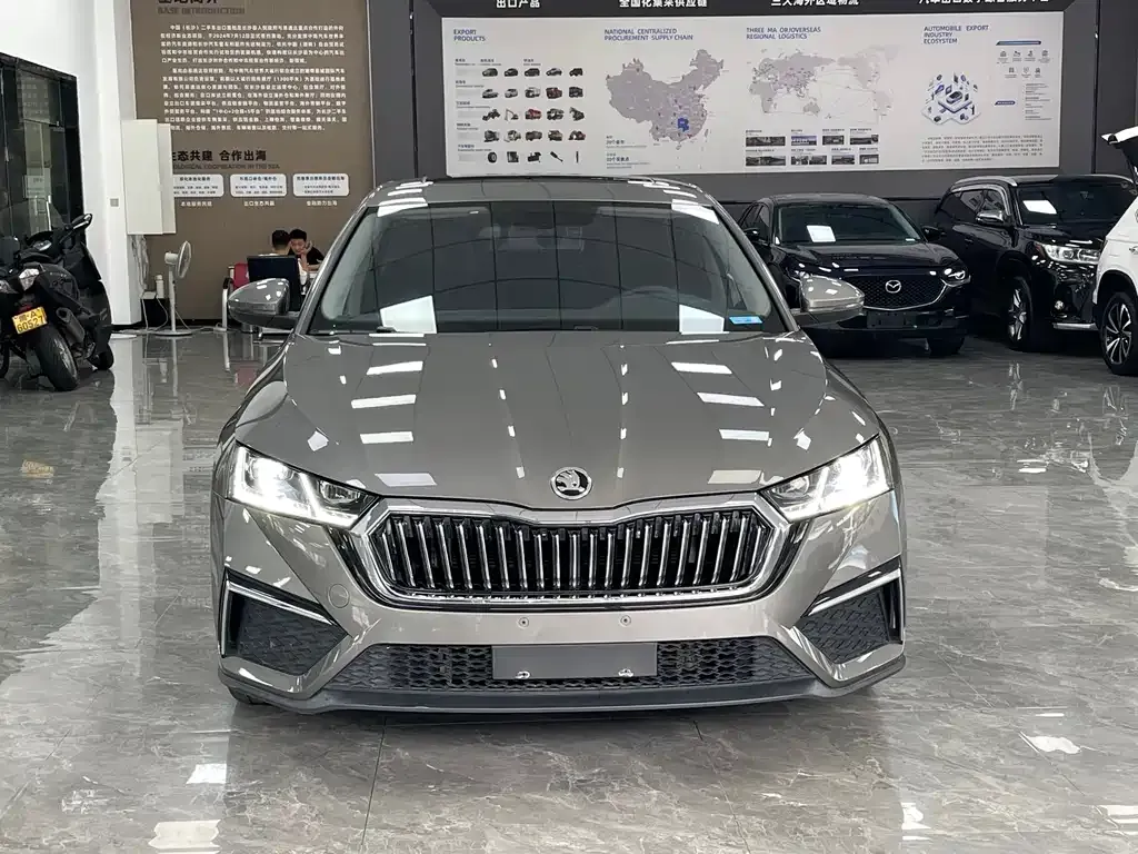 Skoda Octavia — фото 7
