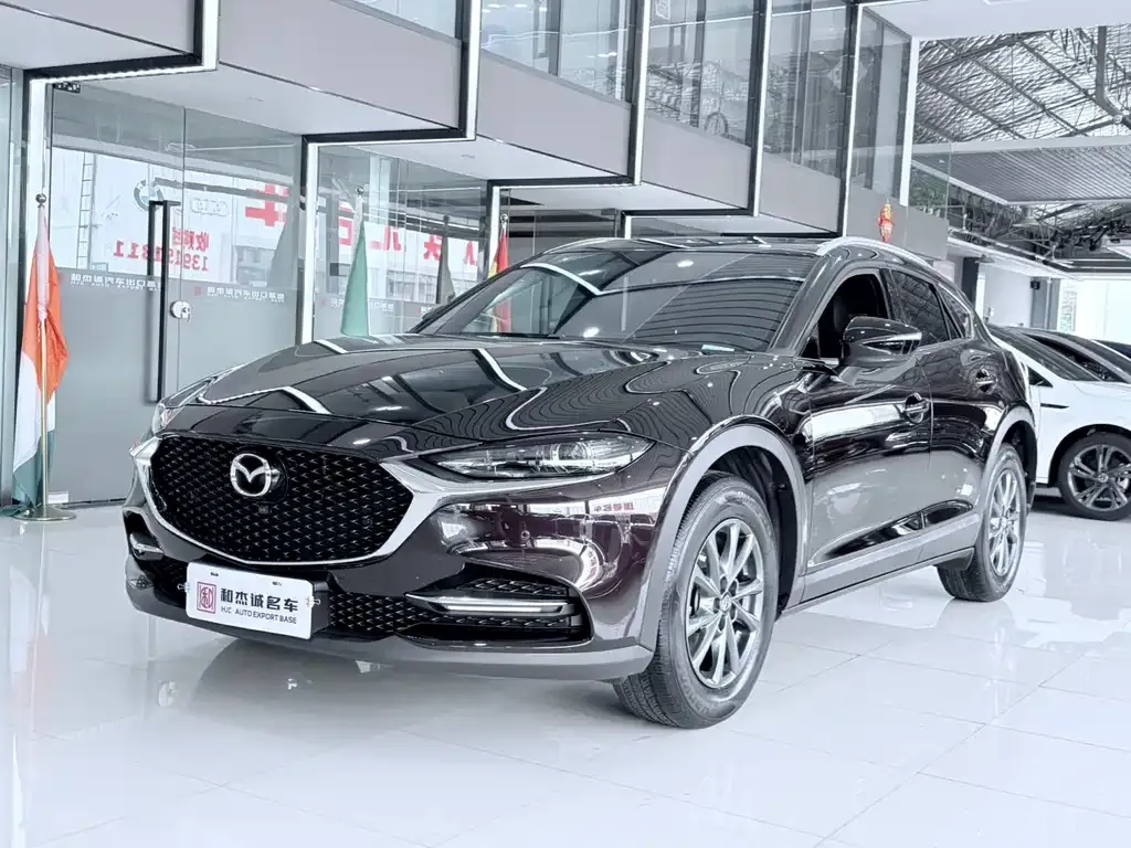 Mazda CX-4 — фото 1