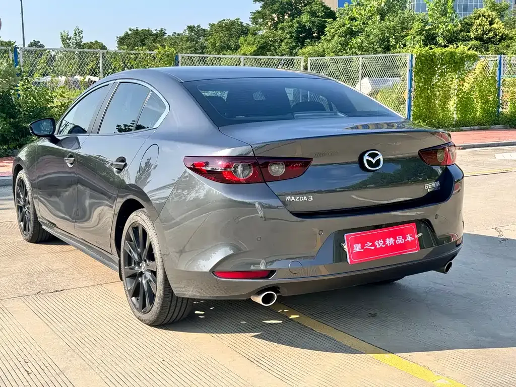 Mazda 3 Axela 2023 из CN, фото 10