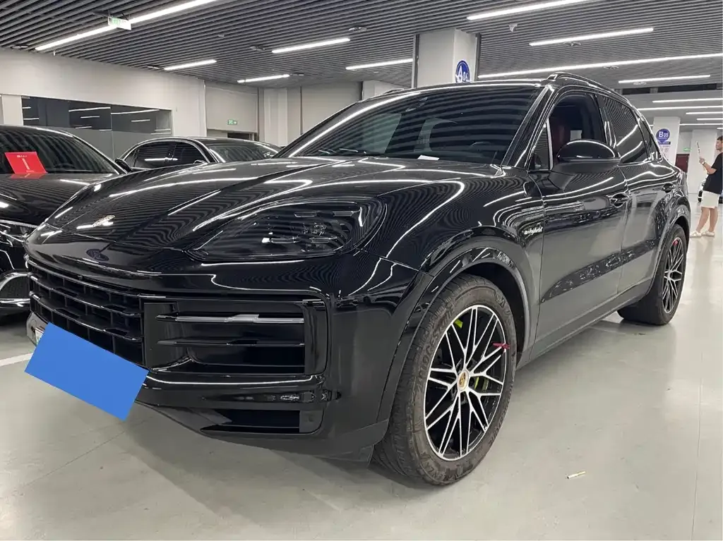 Porsche Cayenne Hybrid — фото 1
