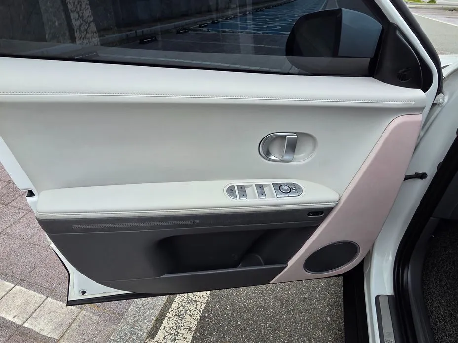 Hyundai Ioniq5 — фото 2