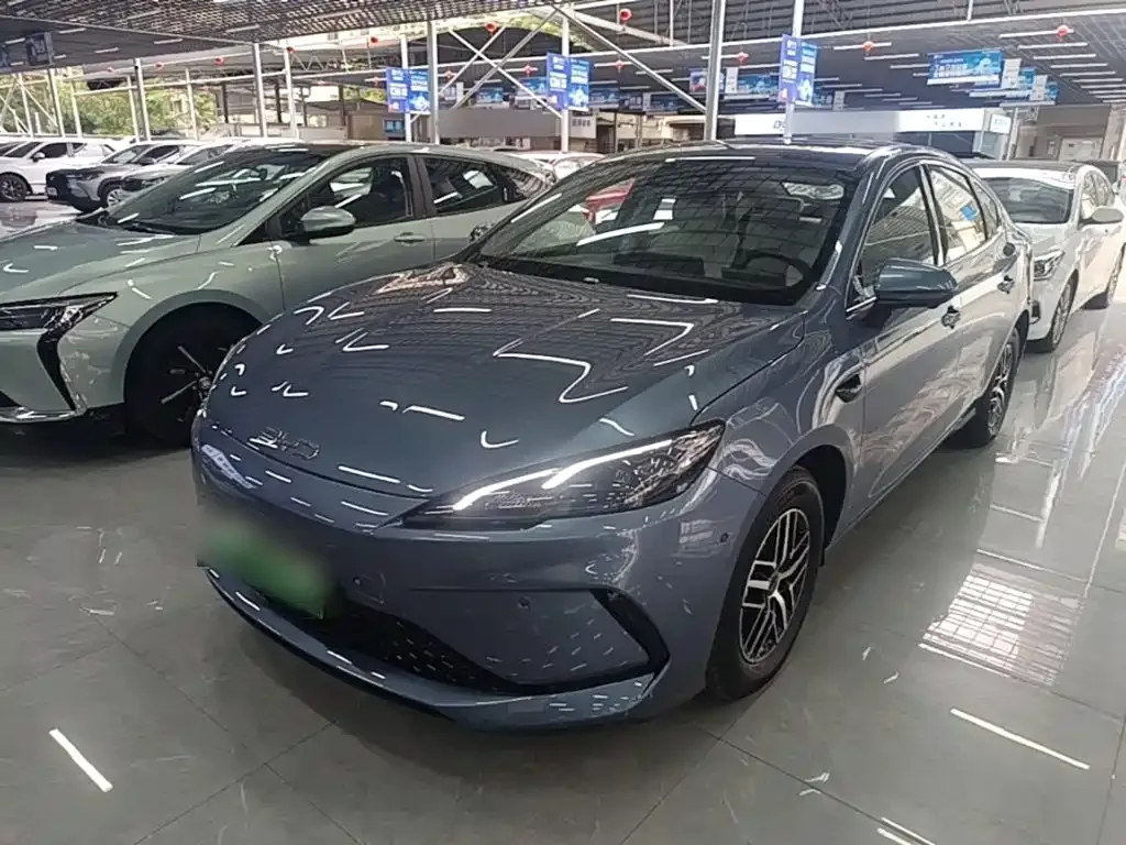 BYD Seal 05 DM-i — фото 1