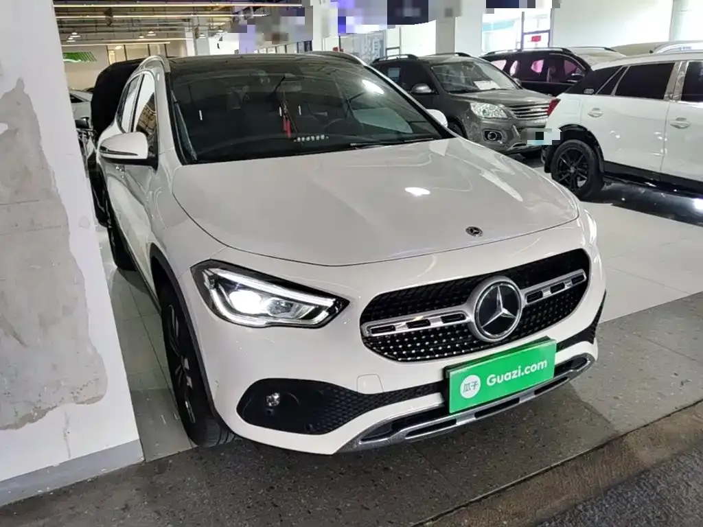 Mercedes-Benz GLA — фото 6