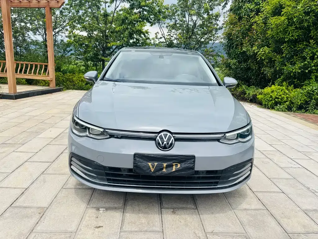 Volkswagen Golf — фото 10