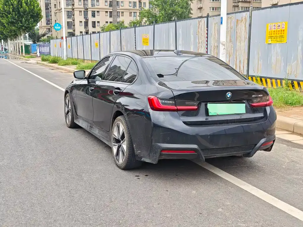BMW i3 — фото 9