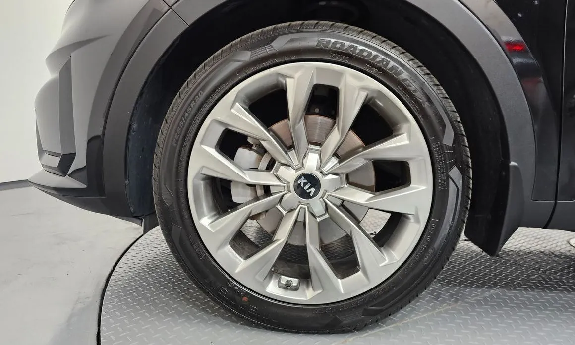 Kia Sorento — фото 6