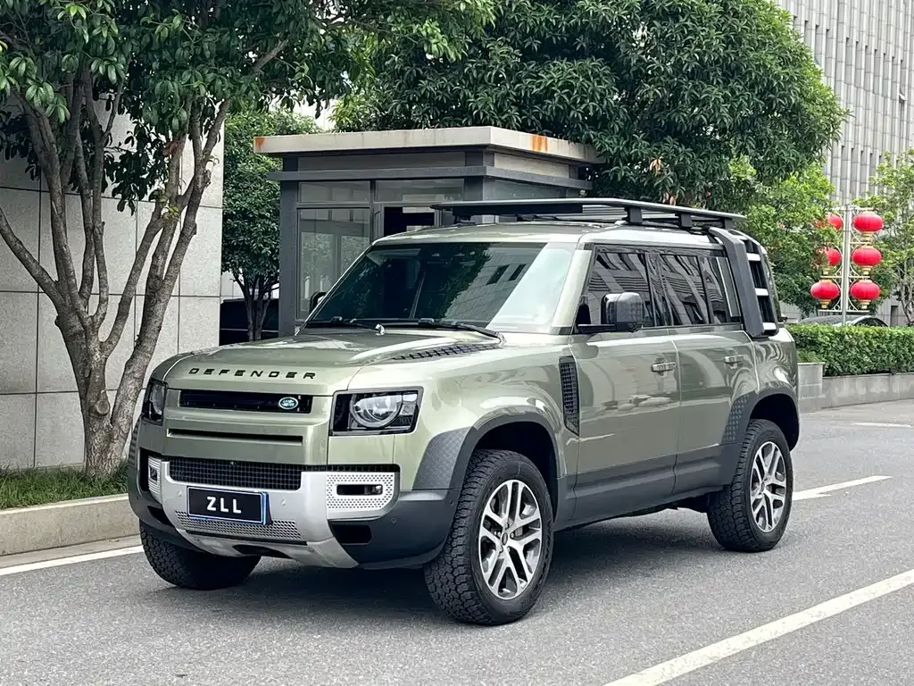 Land Rover Defender — фото 1