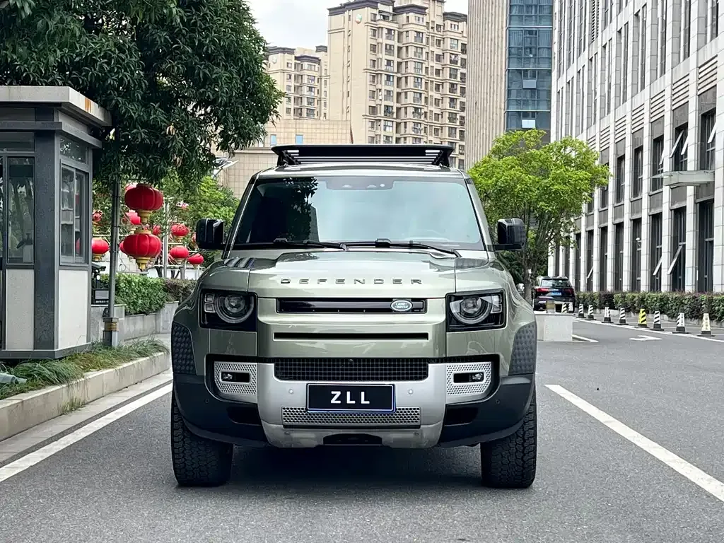 Land Rover Defender — фото 9