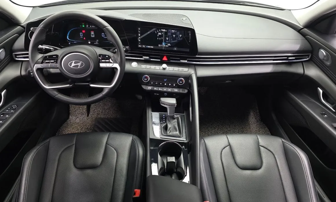 Hyundai AVANTE — фото 9