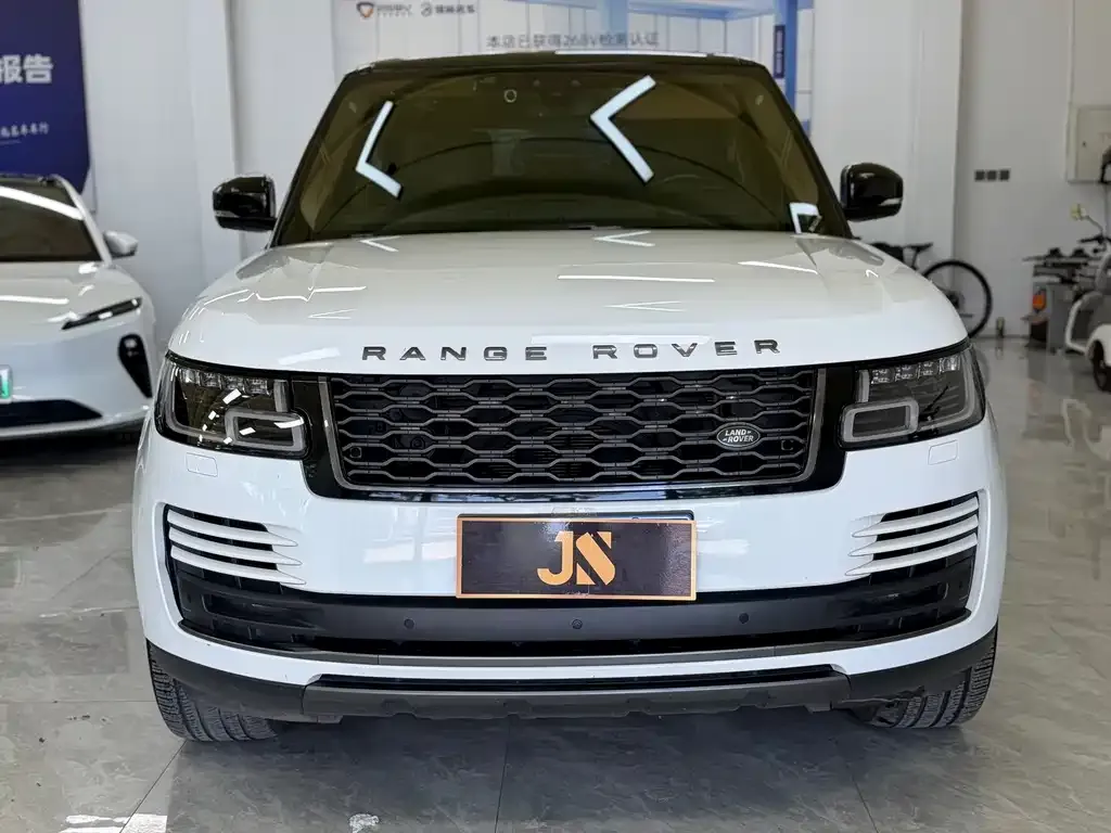 Land Rover Range Rover — фото 1