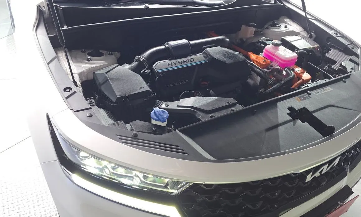 Kia Sorento — фото 10