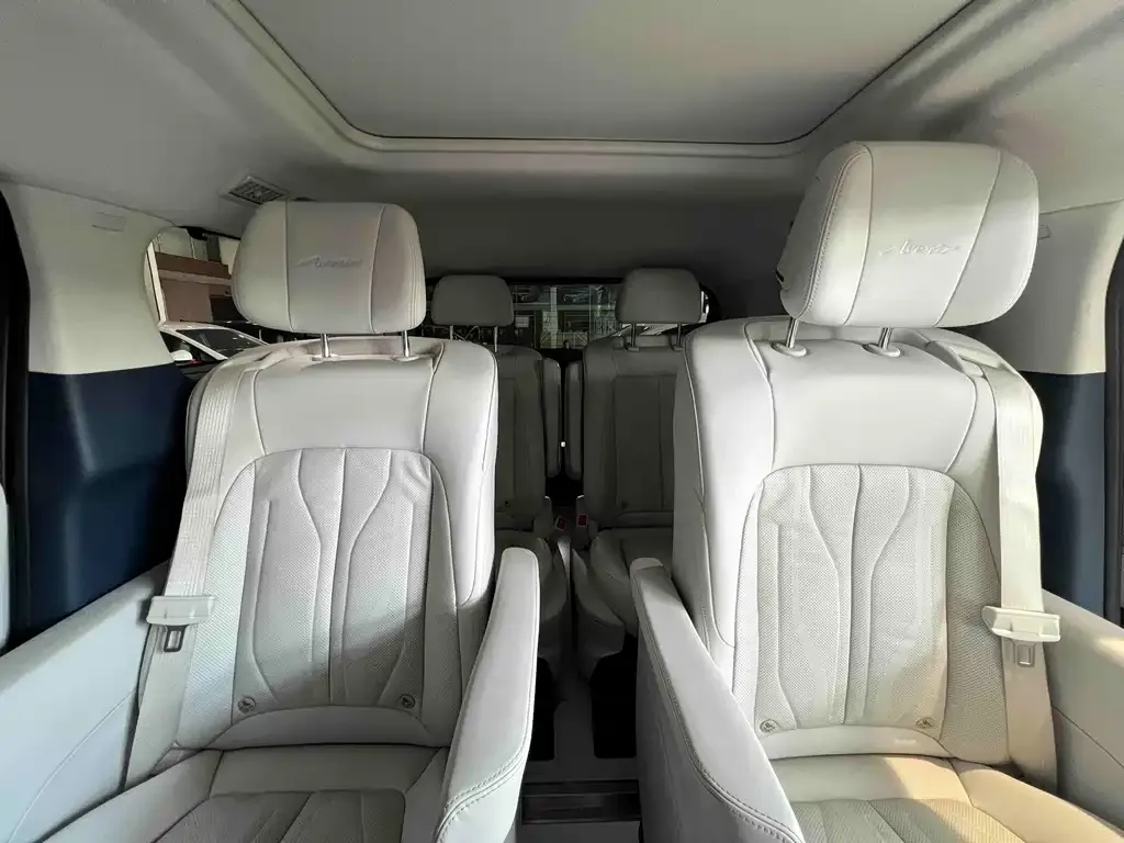 Buick GL8 Hybrid — фото 6