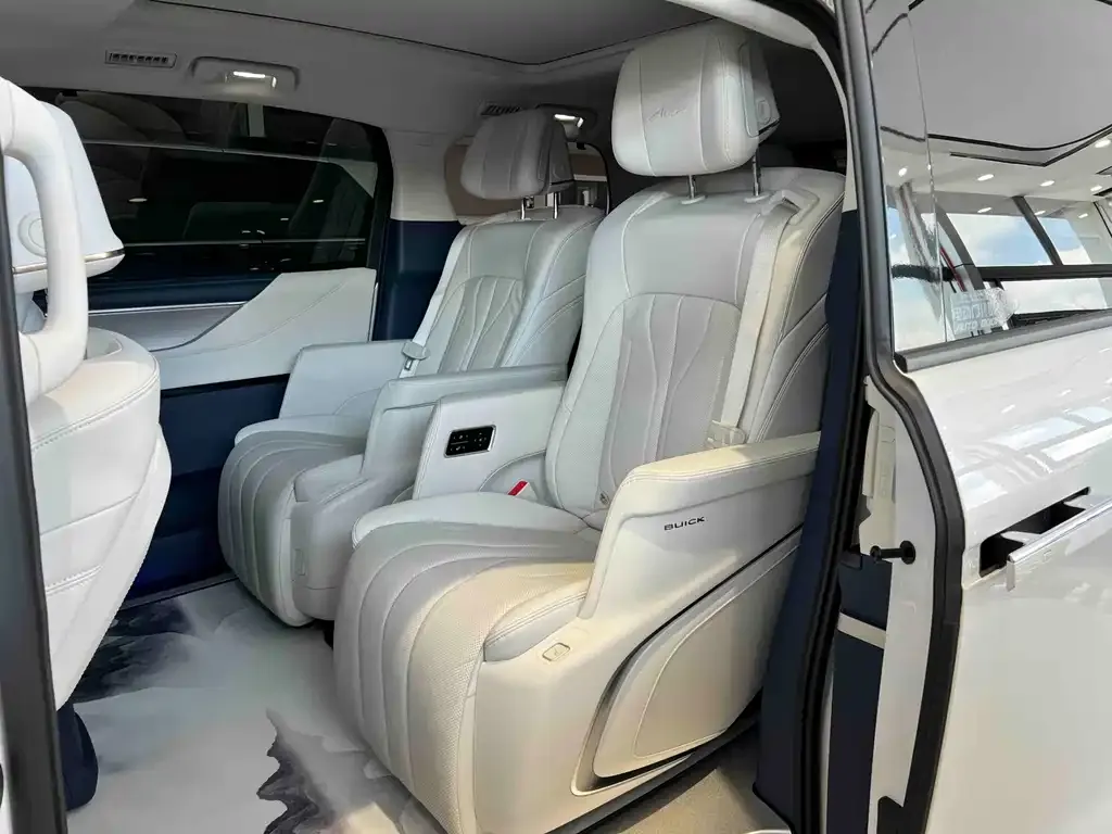 Buick GL8 Hybrid — фото 4