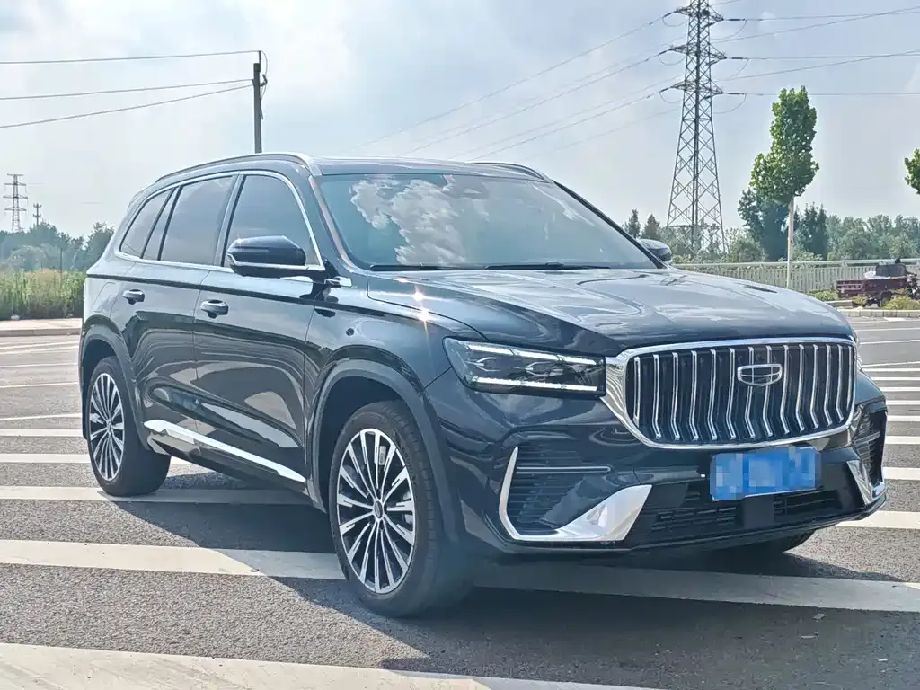 Geely Xingyue L — фото 9
