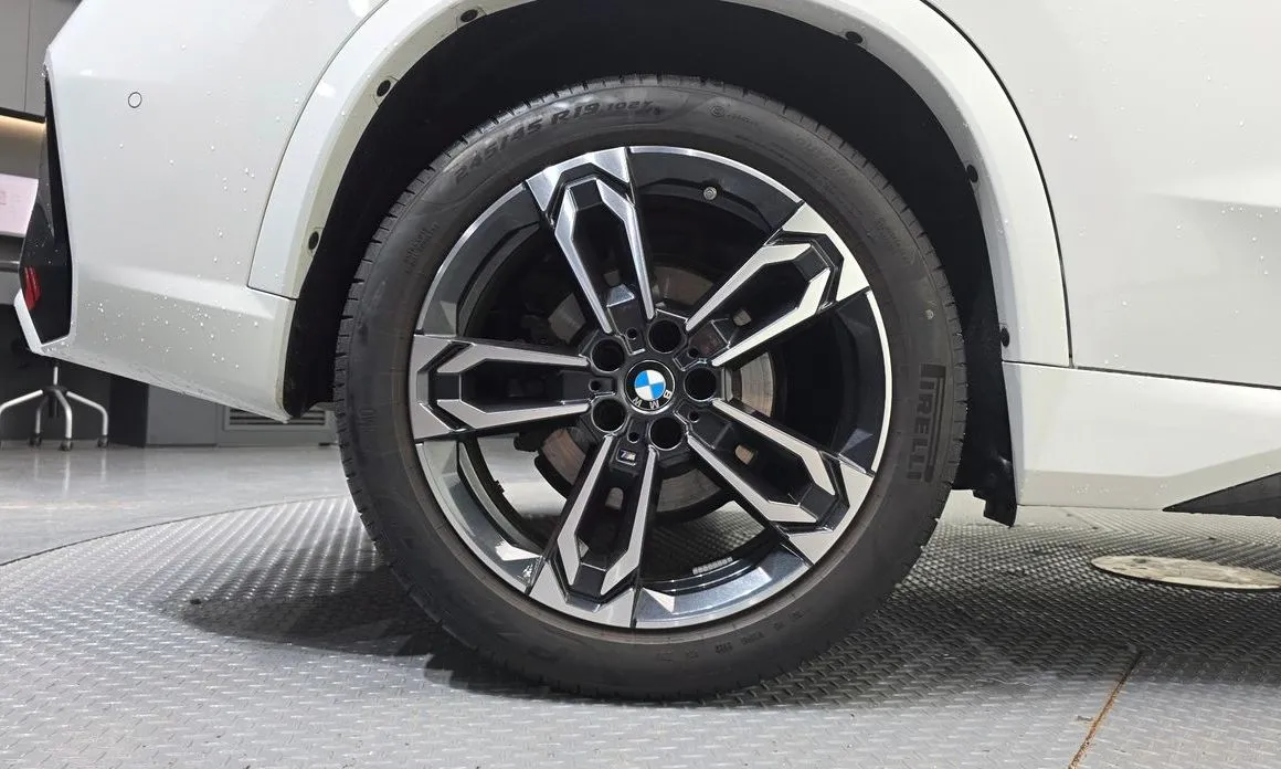 BMW X1 — фото 3