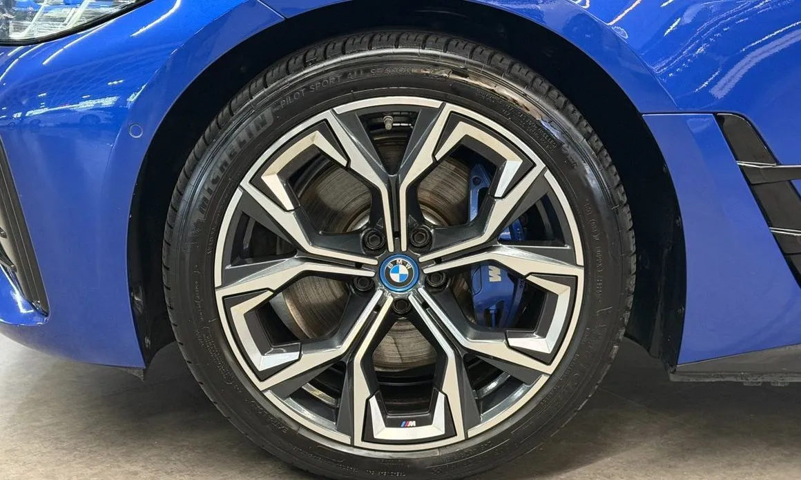 BMW i4 2024 из KR, фото 8