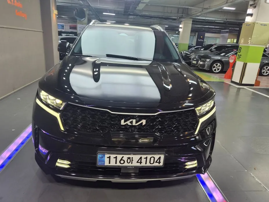 Kia Sorento — фото 1