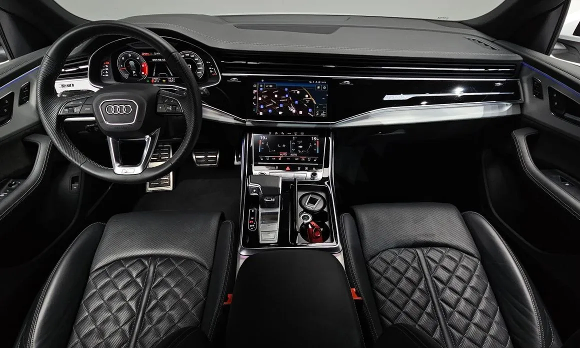 Audi Q8 — фото 6