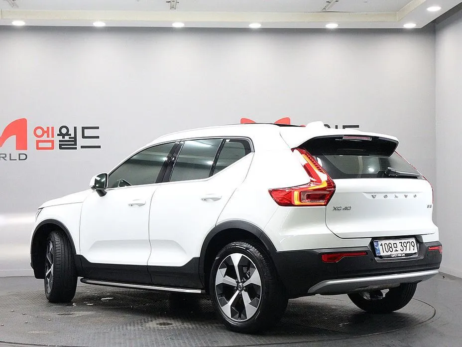 Volvo XC40 2024 из KR, фото 8