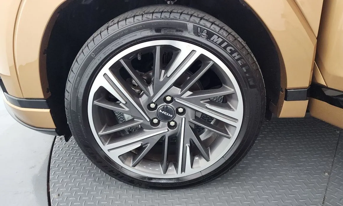 KG Mobility (Ssangyong) Actyon 2025 из KR, фото 9