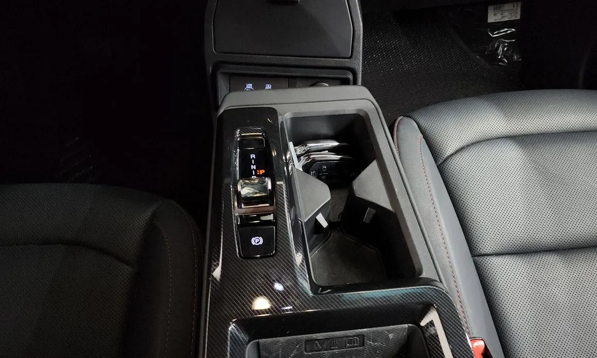 KG Mobility (Ssangyong) Actyon 2025 из KR, фото 8
