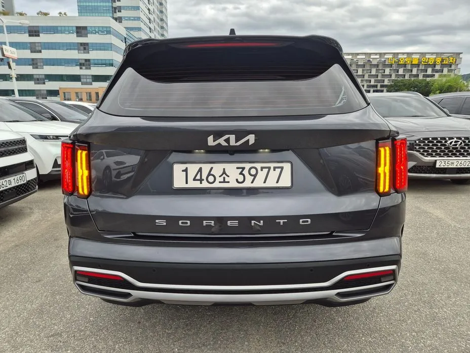 Kia Sorento — фото 6