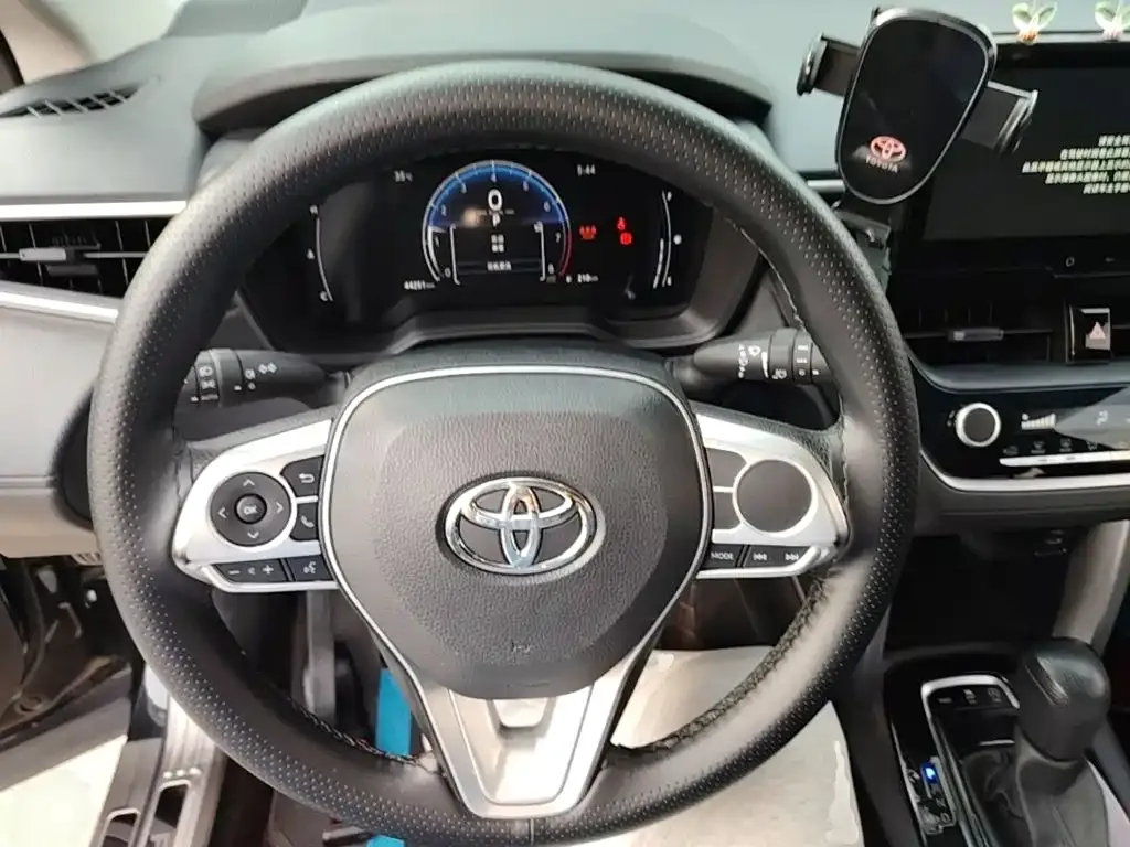 Toyota Frontlander 2024 из CN, фото 3