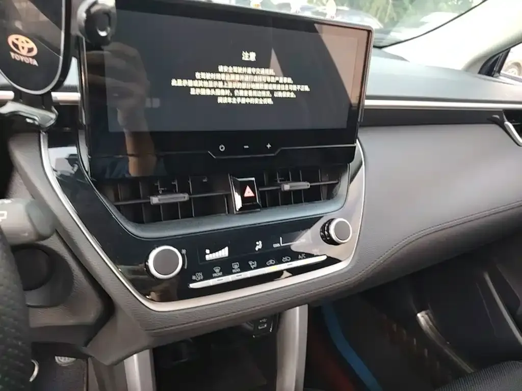 Toyota Frontlander 2024 из CN, фото 6