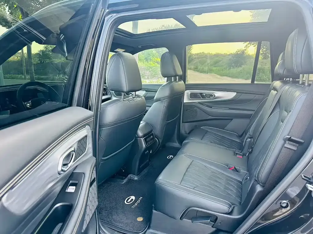 GAC Motor Trumpchi GS8 — фото 2
