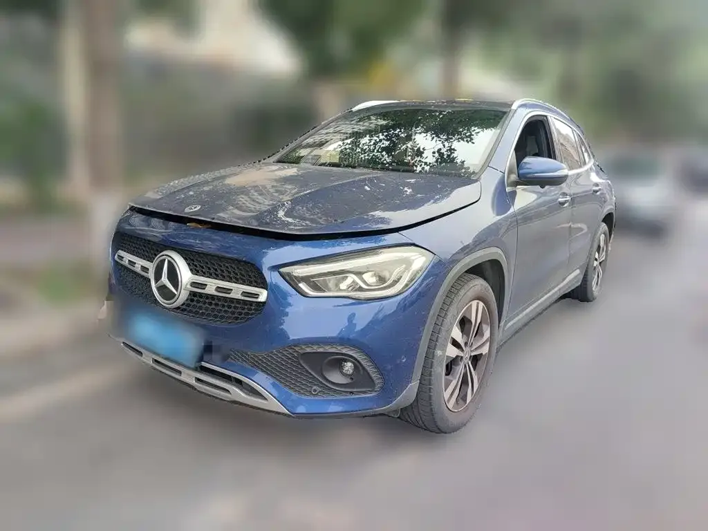 Mercedes-Benz GLA — фото 1