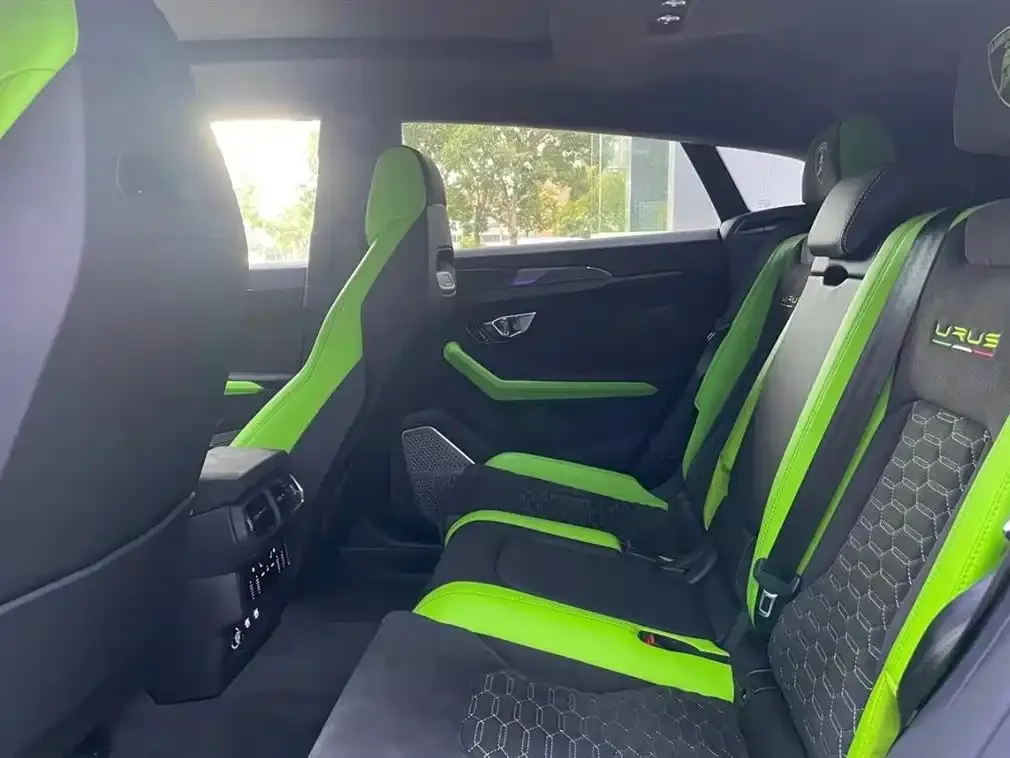 Lamborghini Urus 2021 из CN, фото 2
