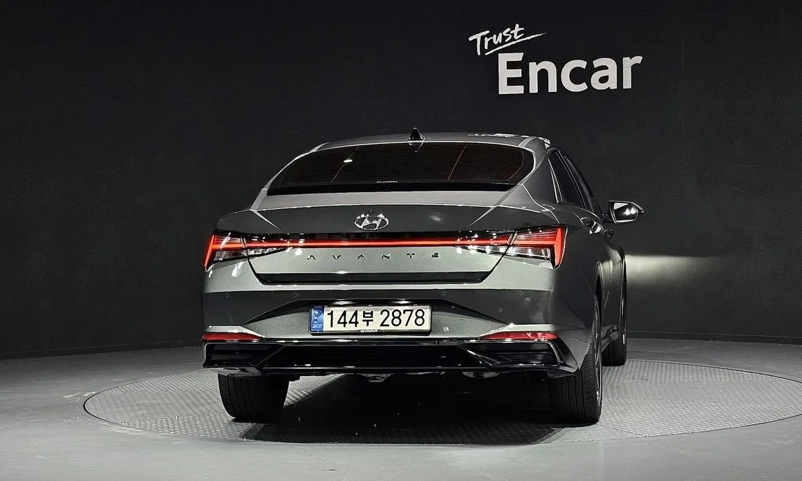 Hyundai AVANTE — фото 3