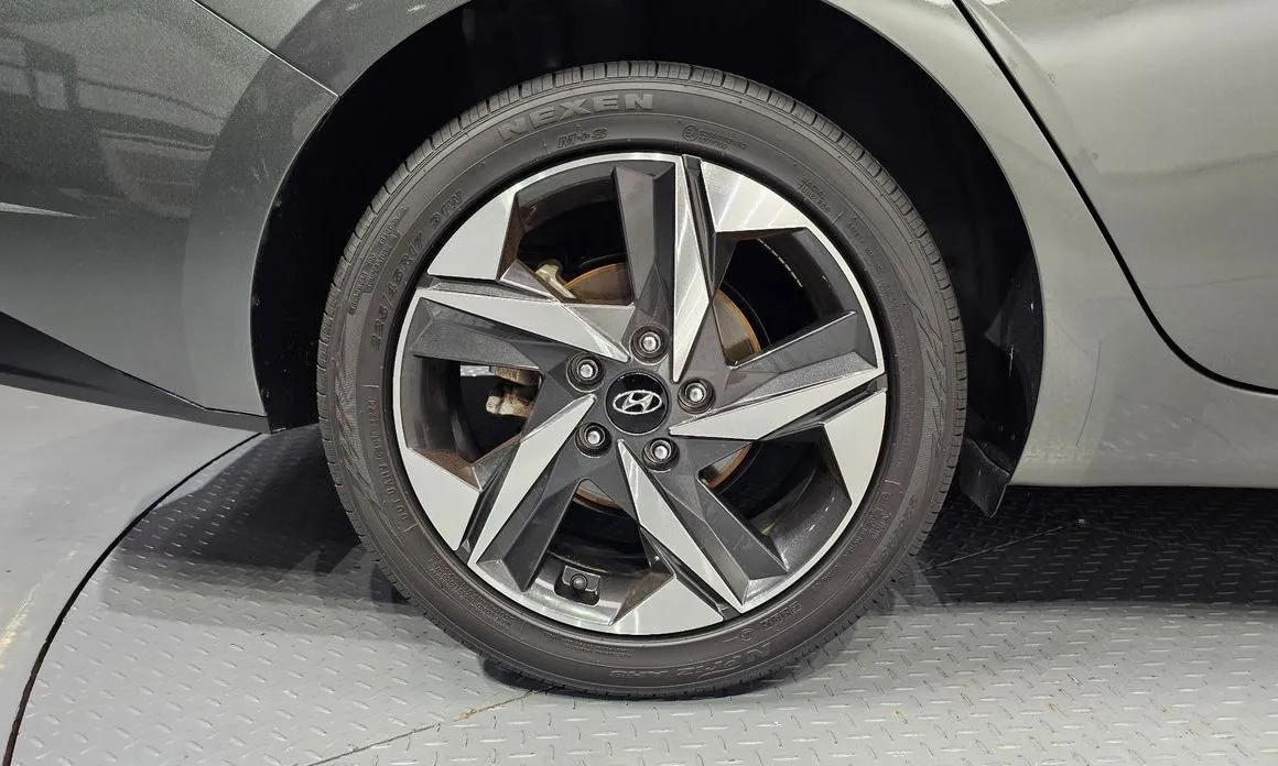 Hyundai AVANTE — фото 6