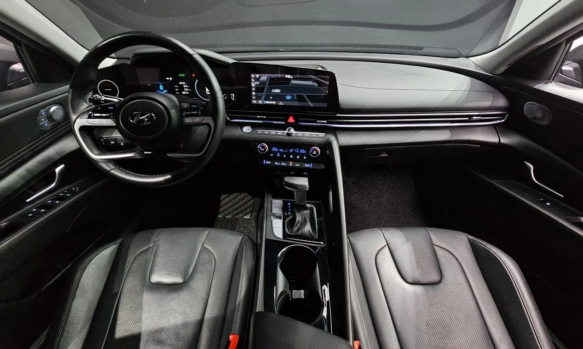 Hyundai AVANTE — фото 9