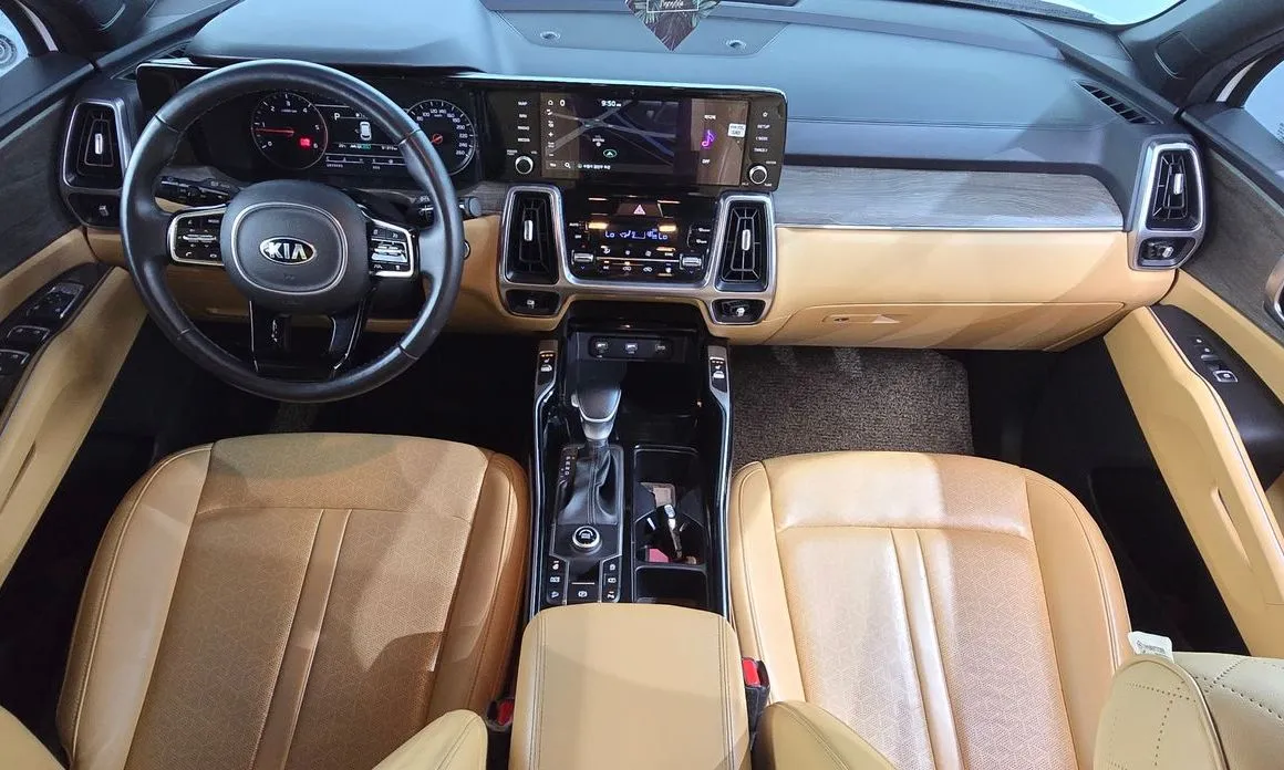 Kia Sorento — фото 8