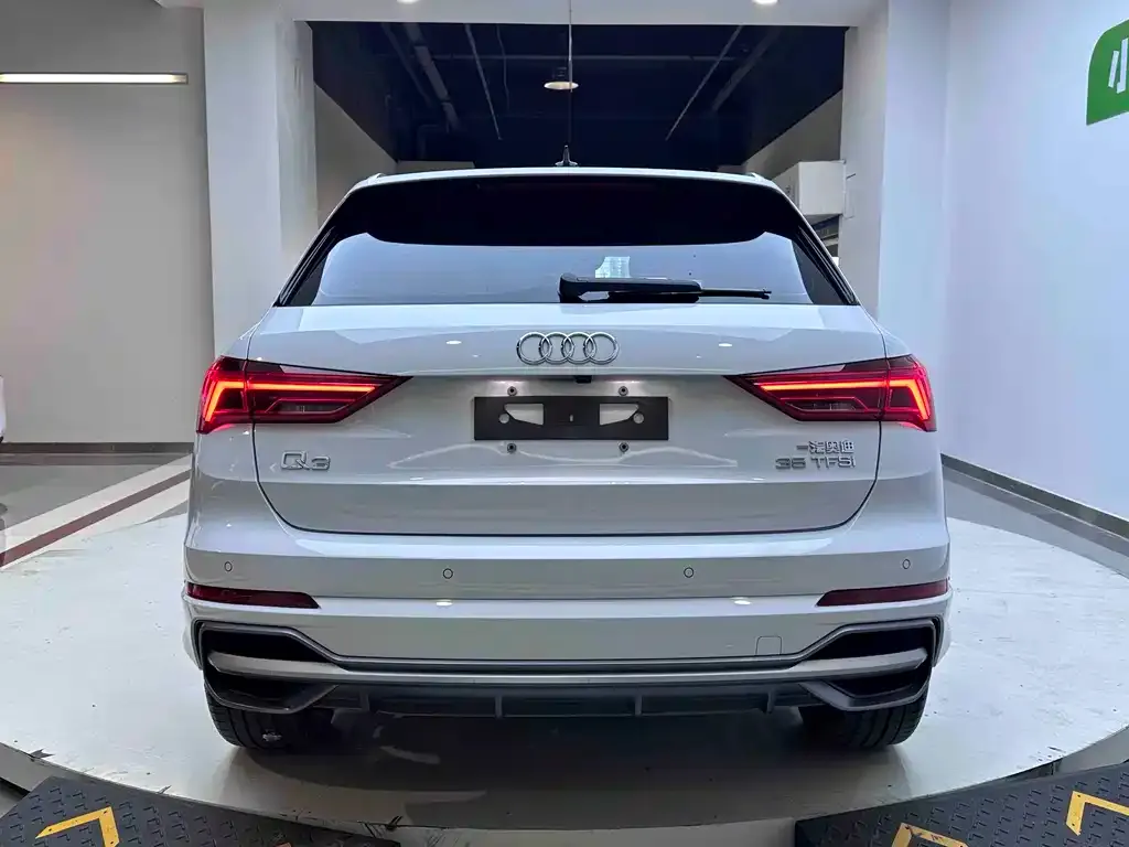 Audi Q3 — фото 2