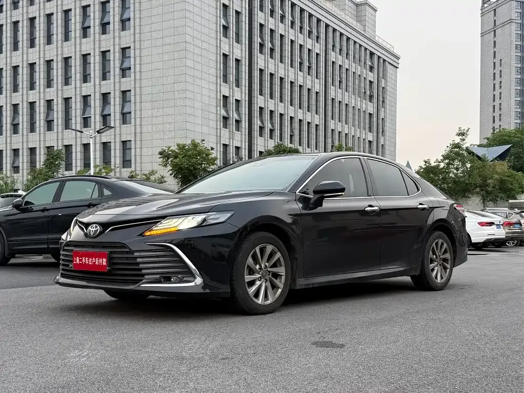 Toyota Camry 2022 из CN, фото 4