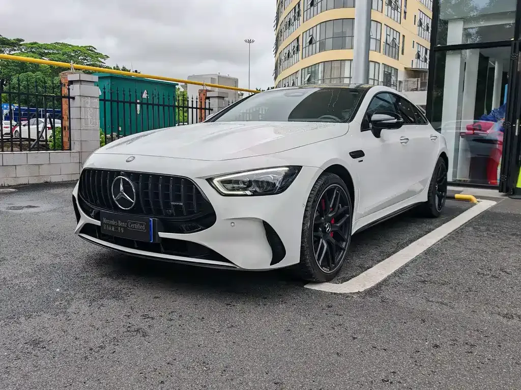 Mercedes-Benz AMG GT — фото 1