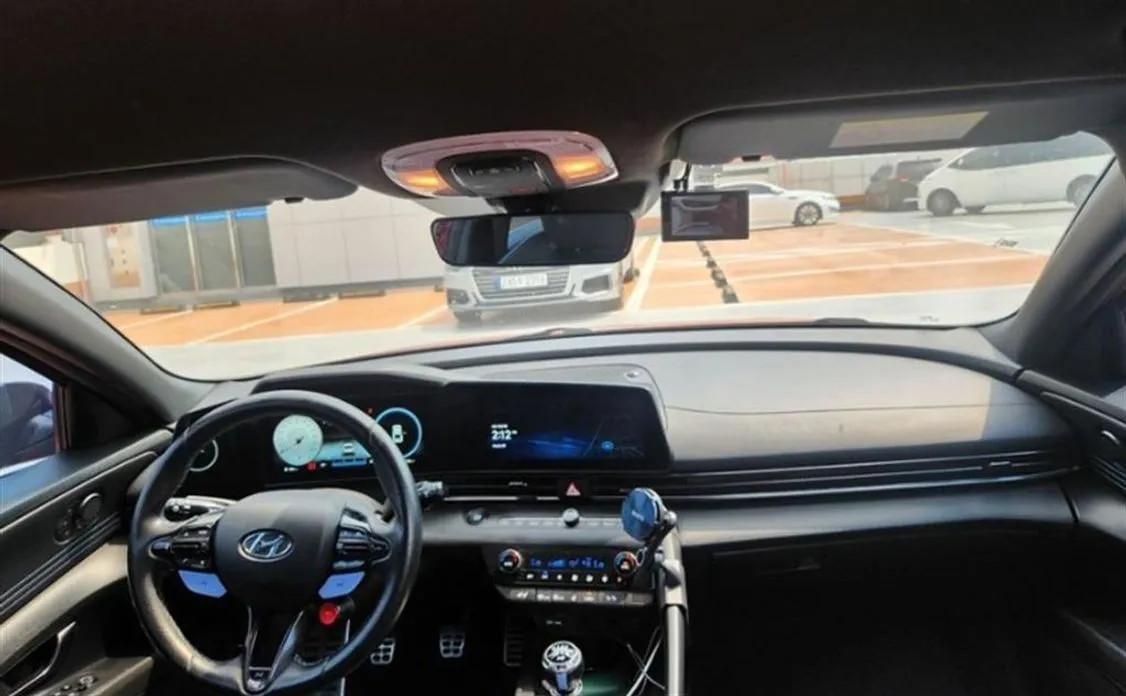 Hyundai AVANTE — фото 3