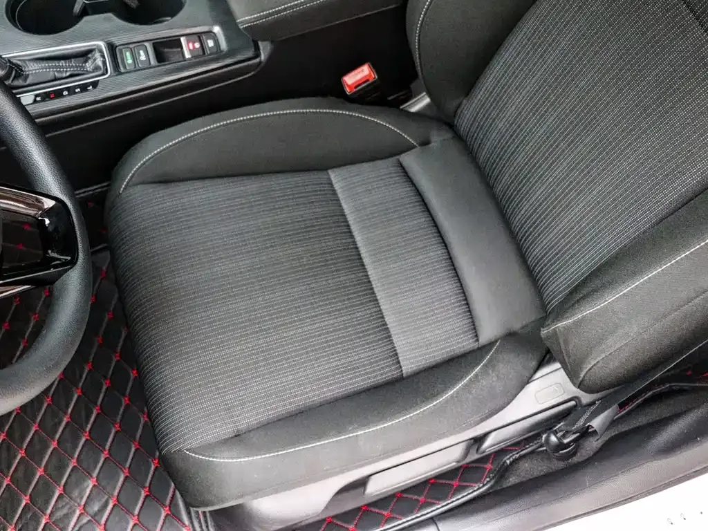 Honda Civic — фото 10