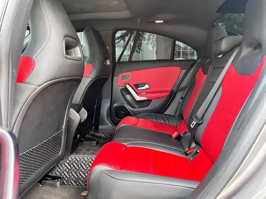 Mercedes-Benz CLA AMG — фото 3