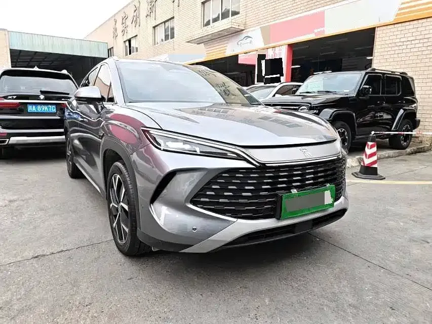 BYD L DM-i — фото 3