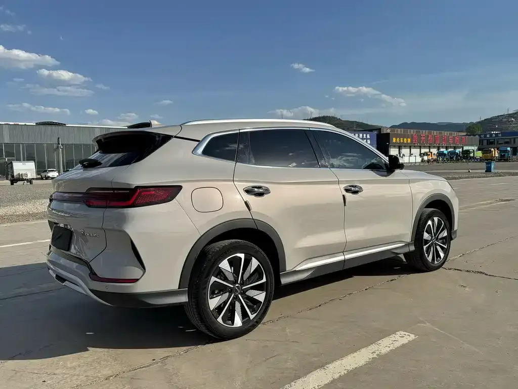 BYD PLUS New Energy — фото 3