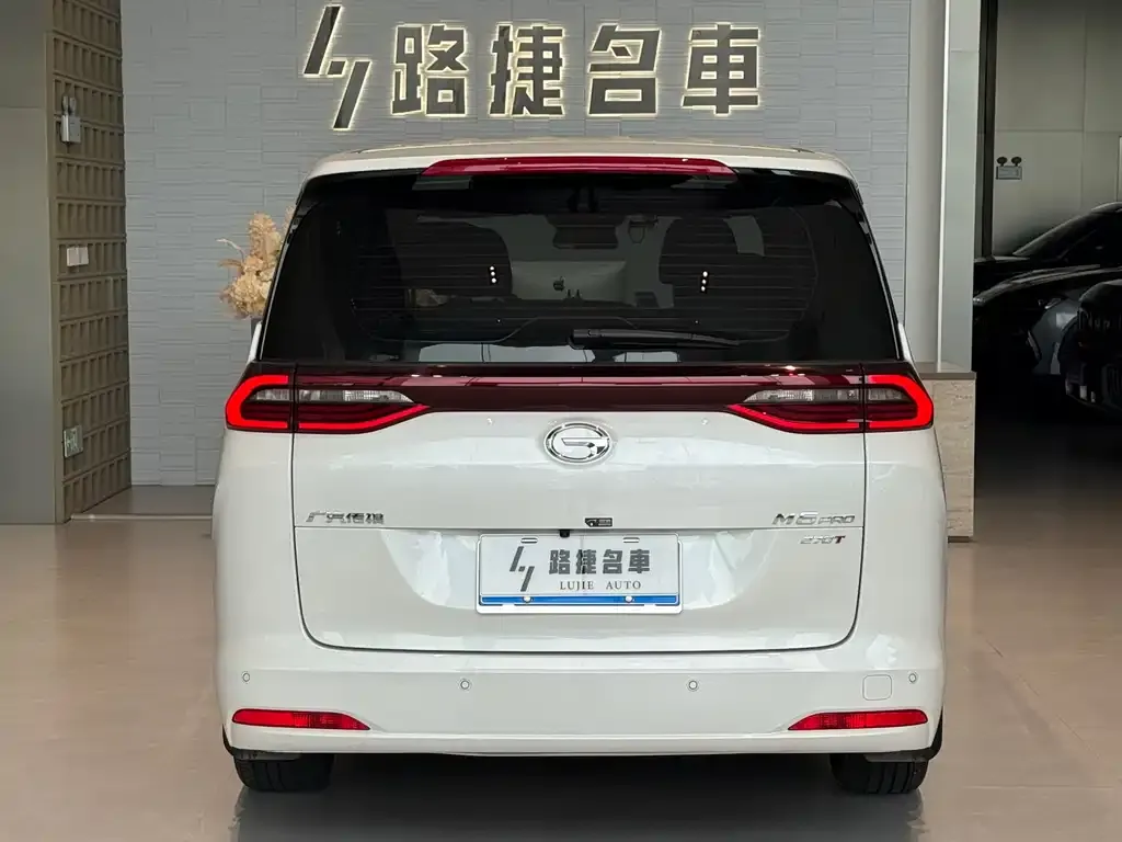 GAC Motor Trumpchi M6 — фото 6